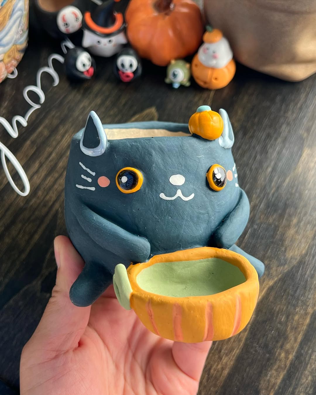 Blue Cat with Pumkin Planter