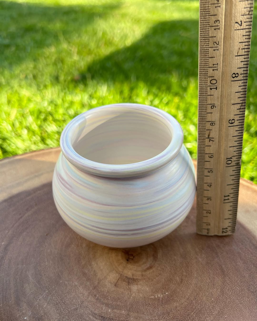 July Classic Lavender Wave Swirl Round Bottom Planter