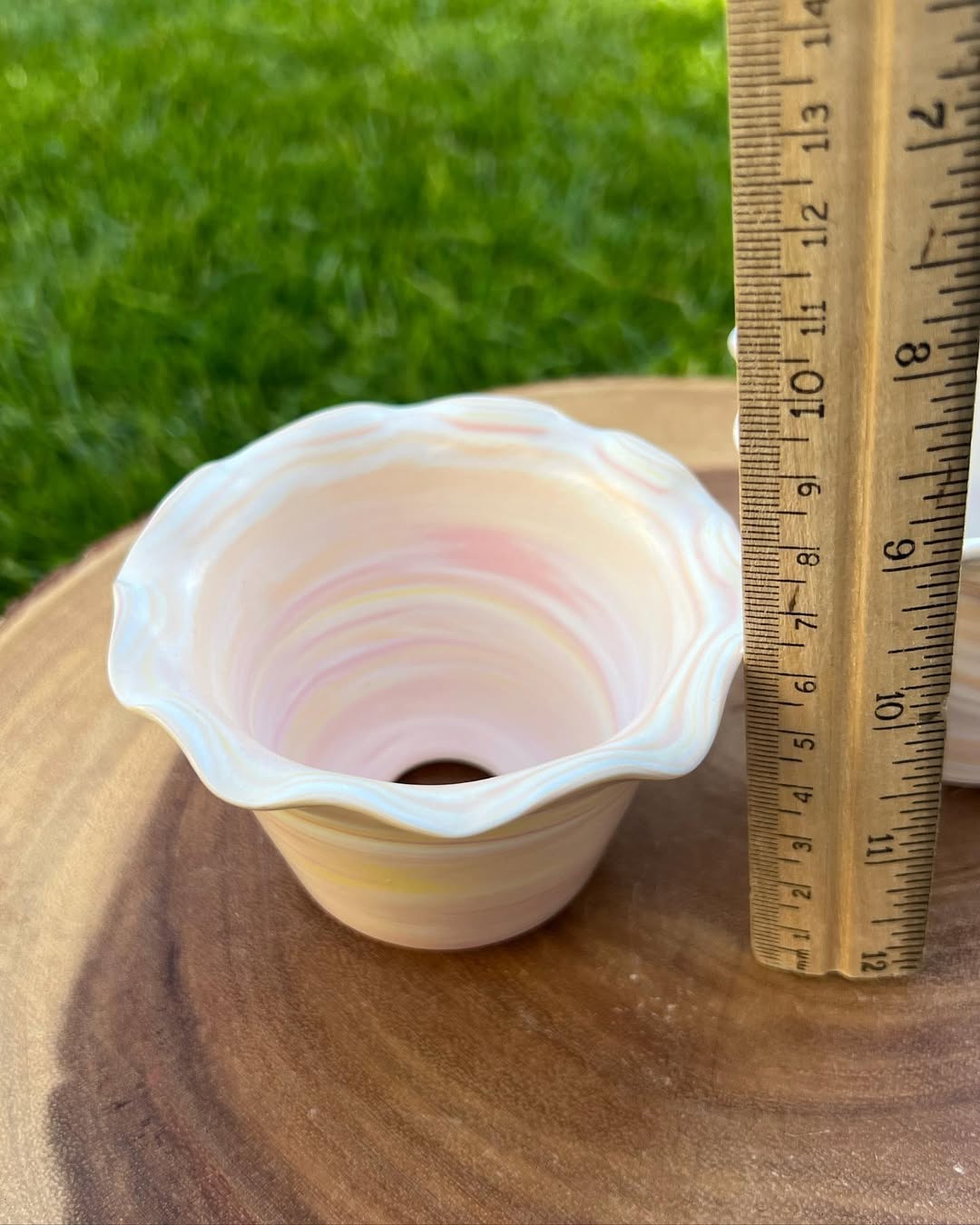 July Classic Buttercream Swirl Wavy Rim Flat Bottom Planter