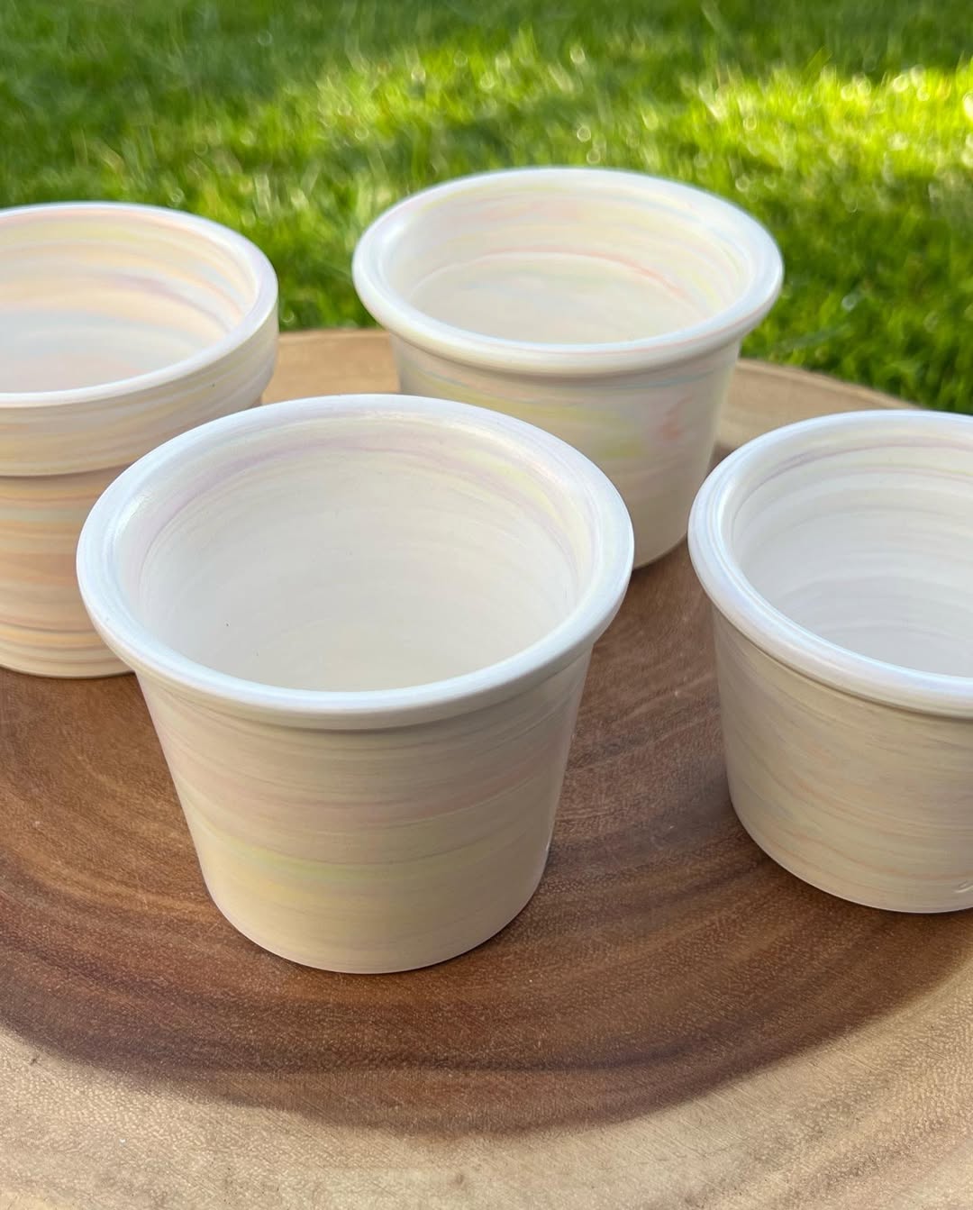 July Classic Vanilla Bloom Swirl Planter