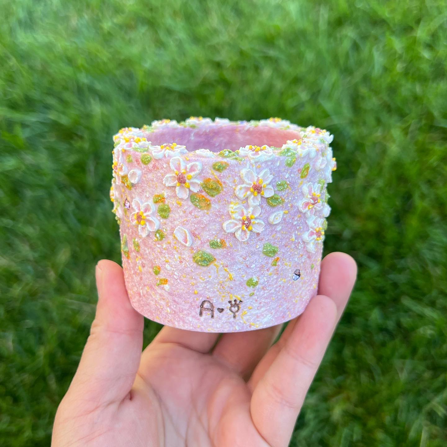 3D Sculpt Spring Meadow Planter