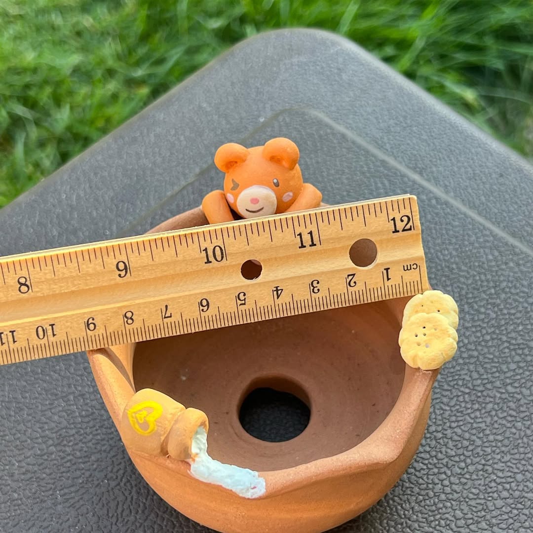 Sweetheart Bear Wavy Edges Planter