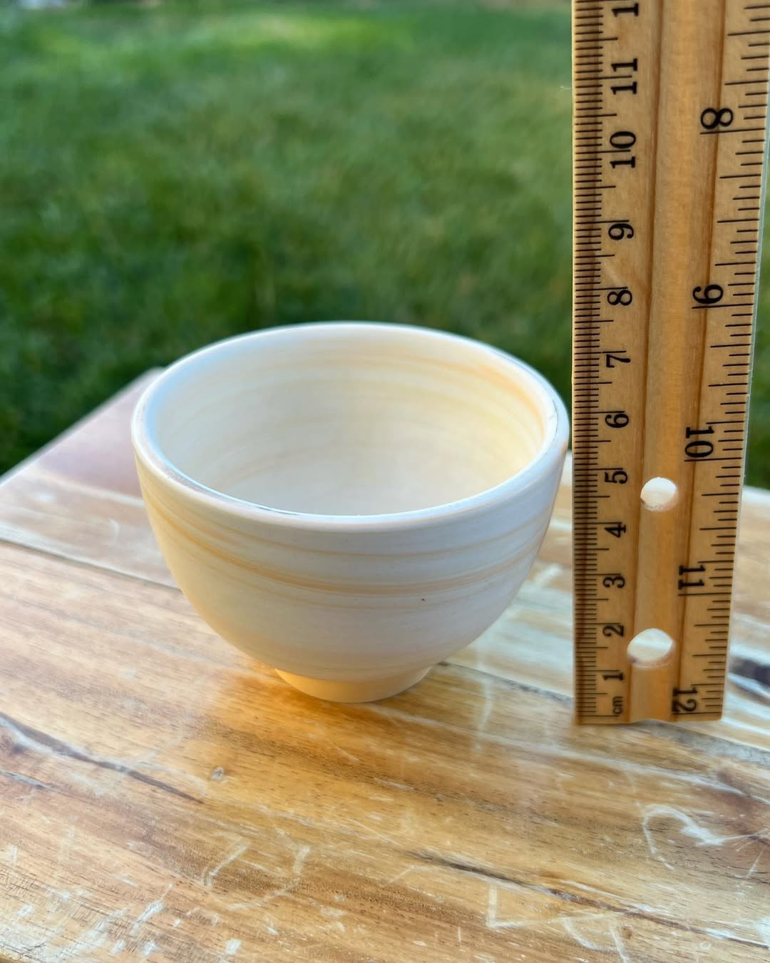 July Classic Creamy Swirl Bowl Shape Planter