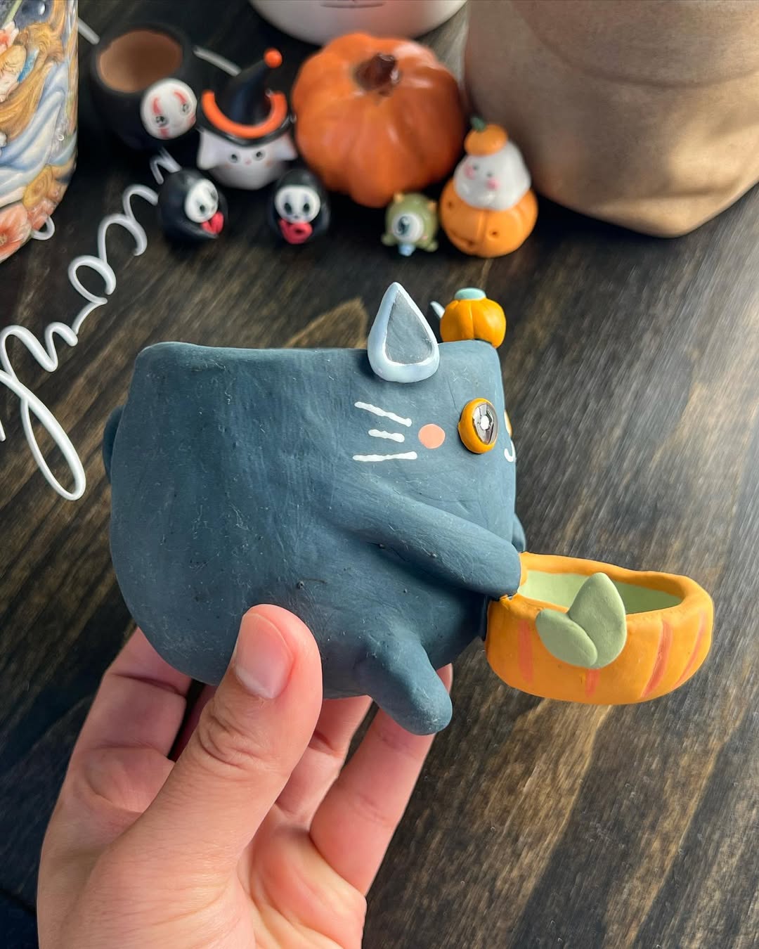 Blue Cat with Pumkin Planter
