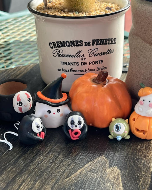 Halloween LOVE Little Ghost Garden Decor