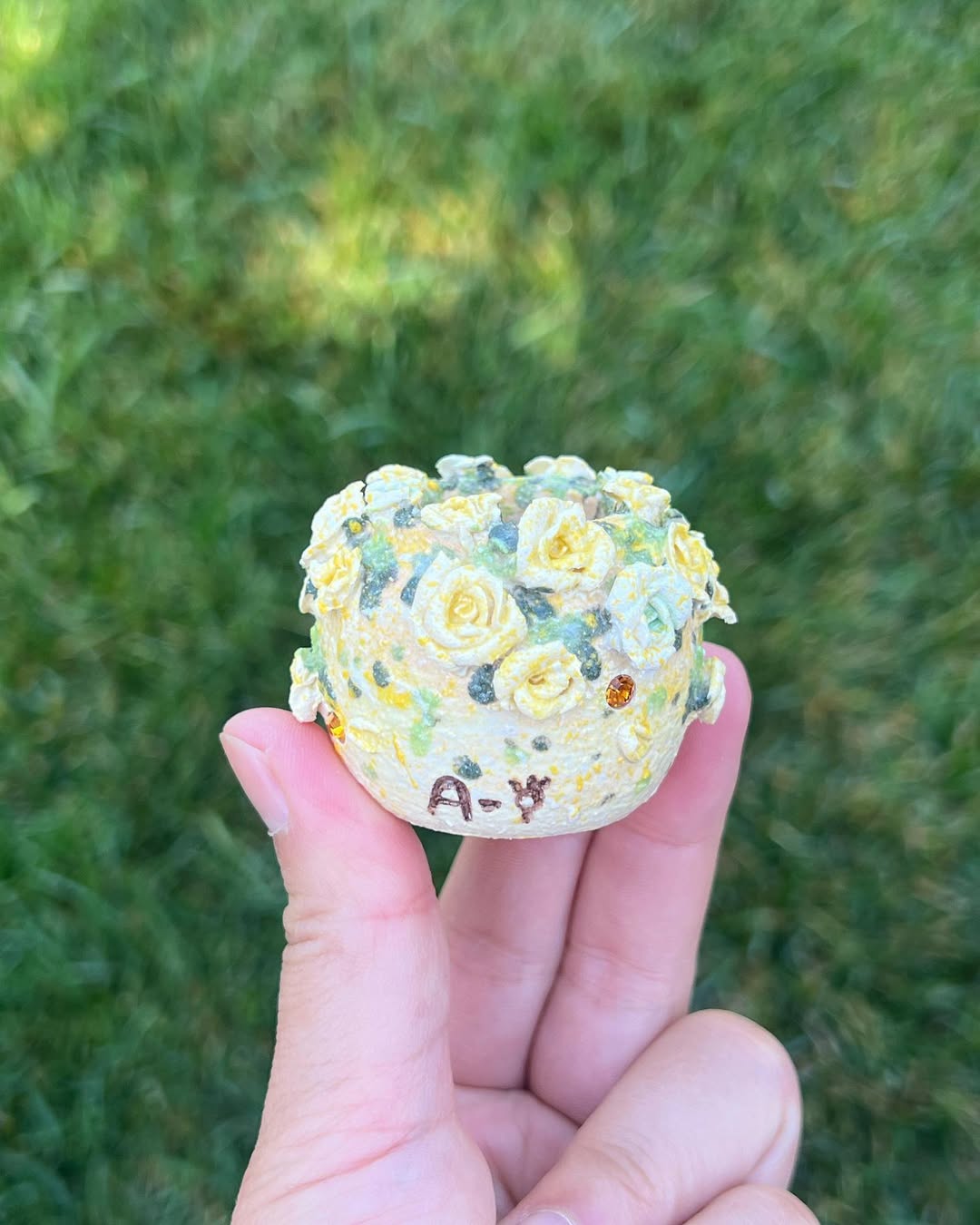 3D Yellow Roses Mini Planter