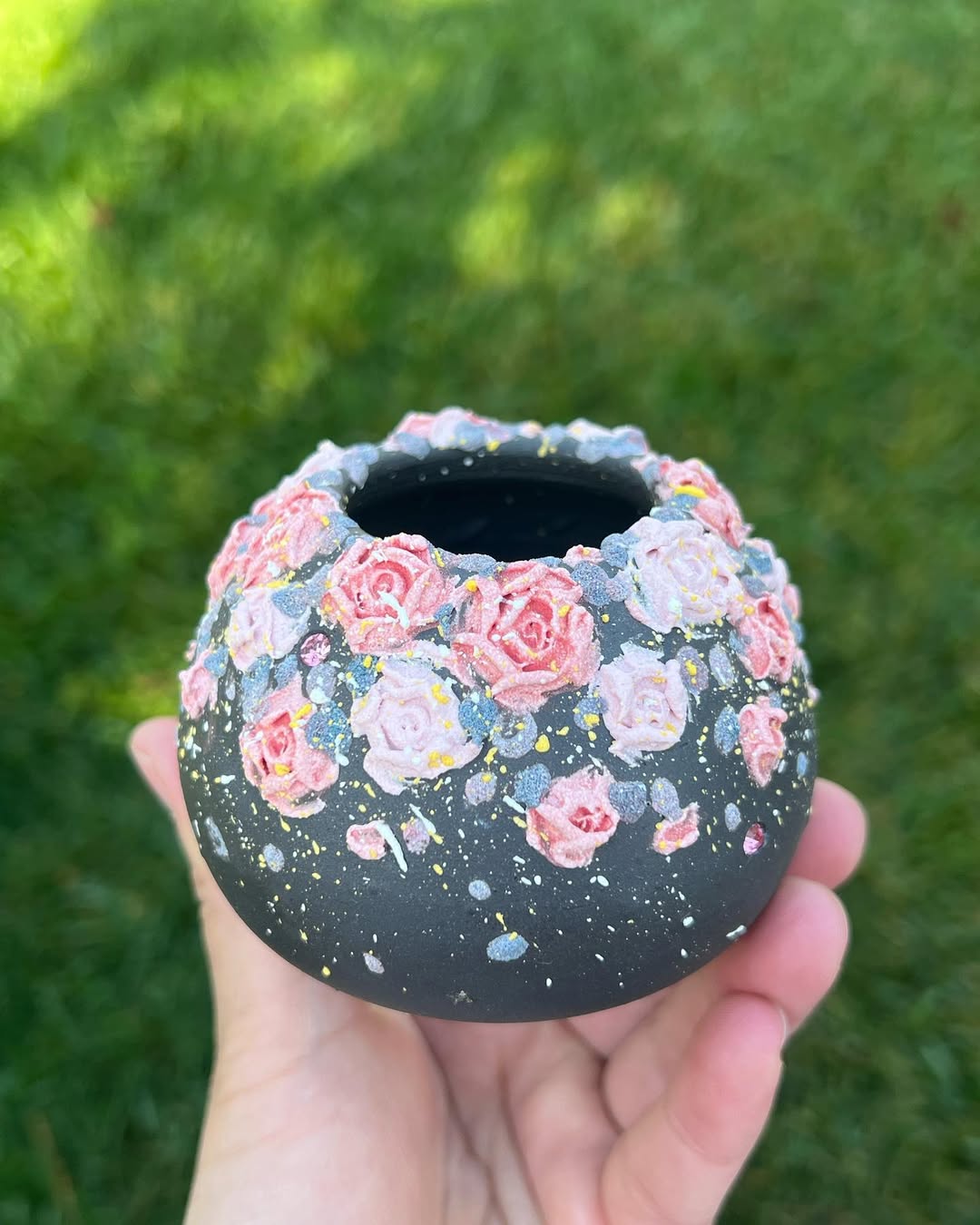3D Sculpts Midnight Rose Garden Pear Shape Planter