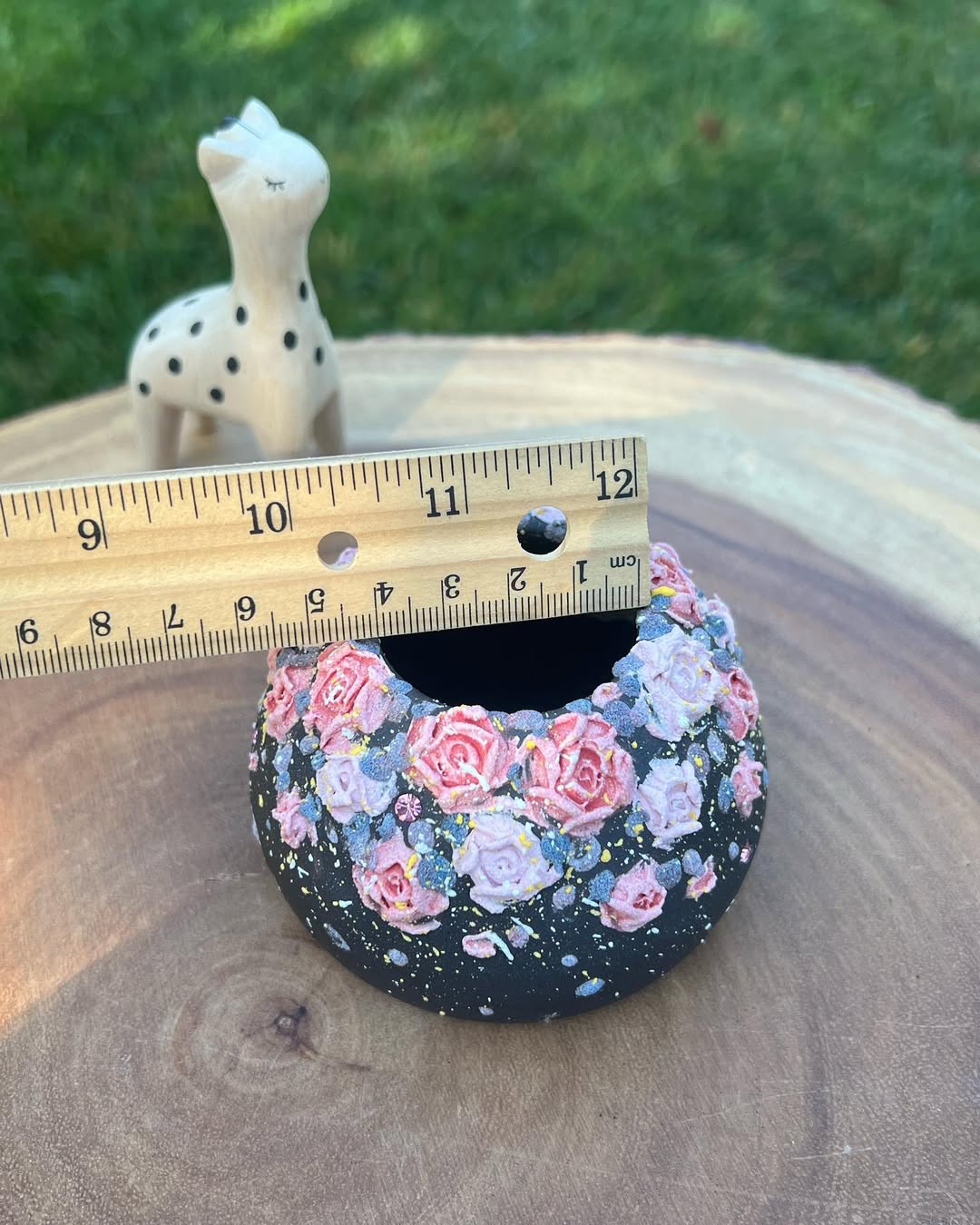 3D Sculpts Midnight Rose Garden Pear Shape Planter