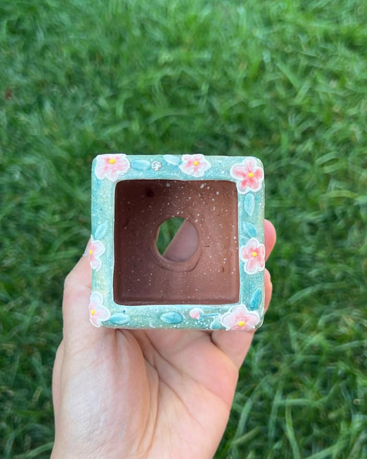 Fenny Green Flower Cube Planter