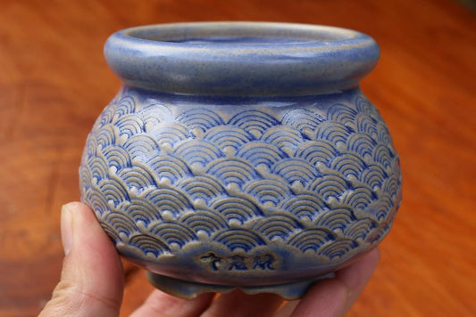 Deep Blue Fan Pattern Planter