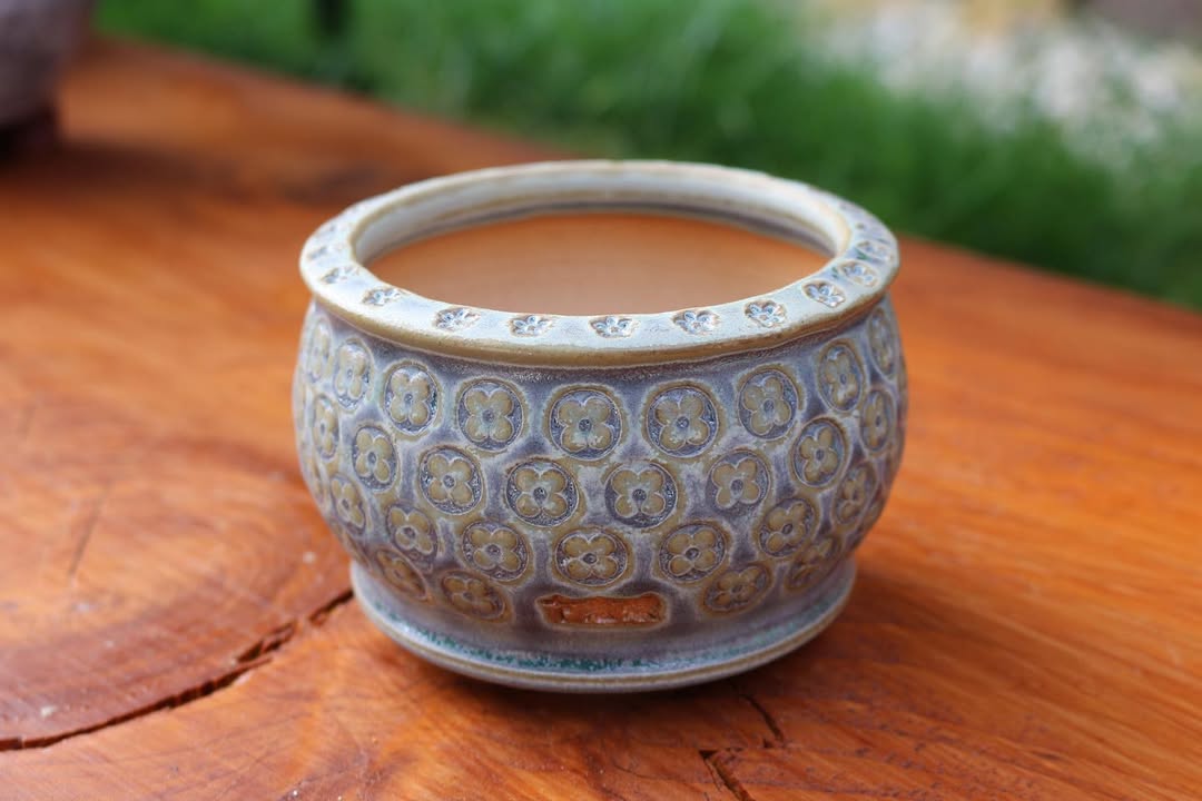 Rustic Blue Clover Pattern Planter