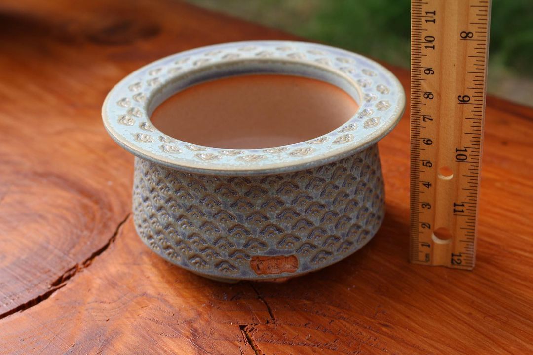 Periwinkle Classical Pattern Planter