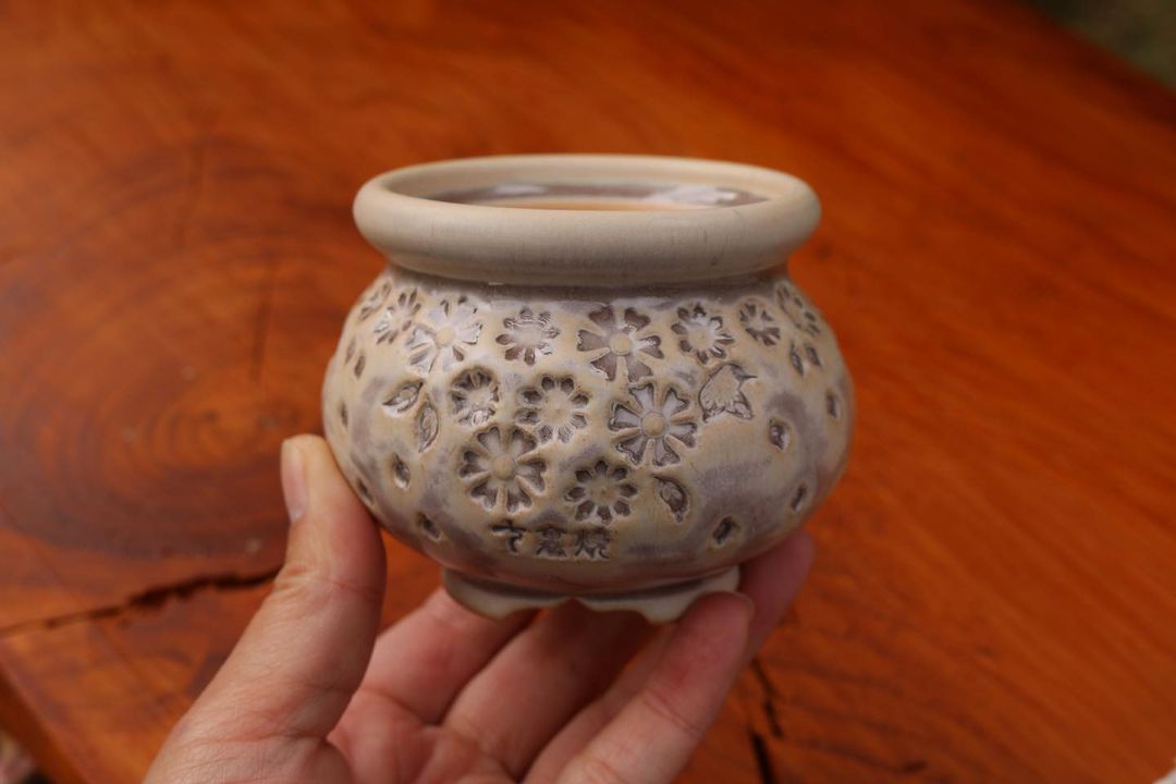 Beige Petite Blooming Planter