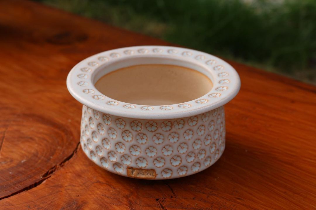 Periwinkle Classical Pattern Planter