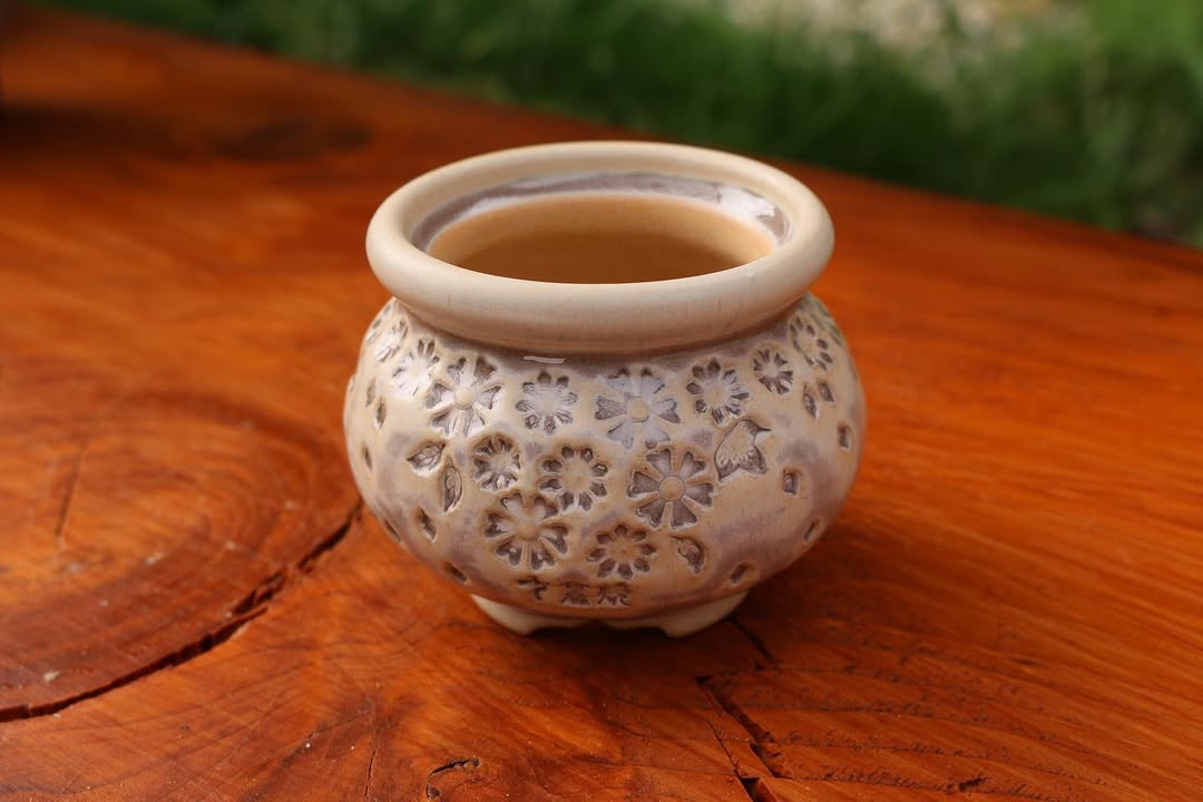 Beige Petite Blooming Planter