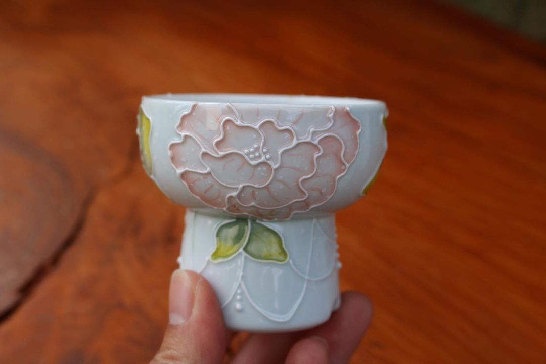 Blossom Pedestal Seto Ware Planter