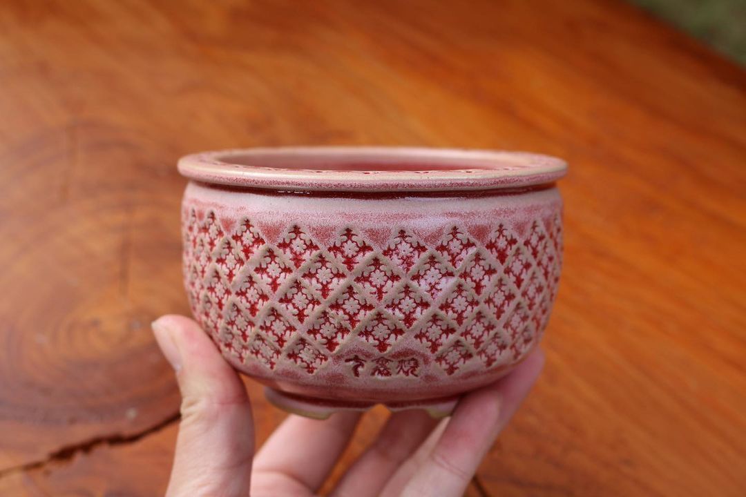 Red Rhombus Flora Pattern Planter
