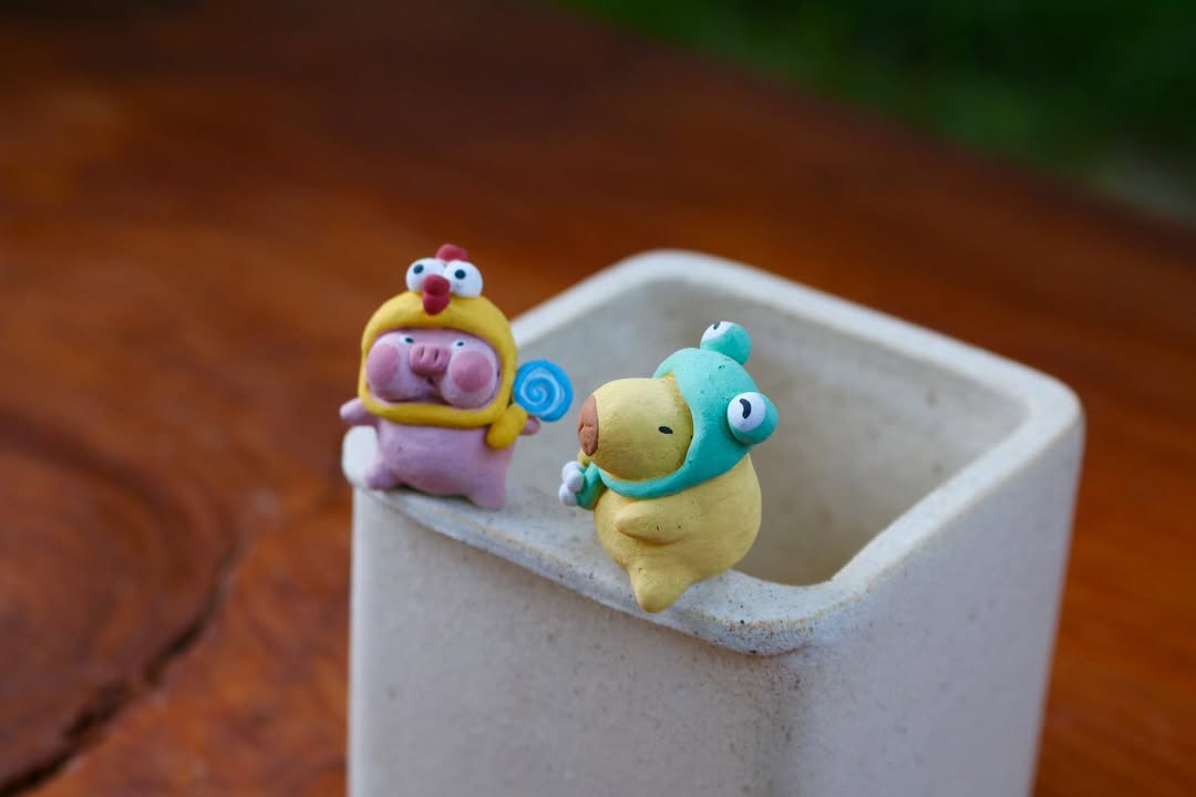Costumed Friends Planter