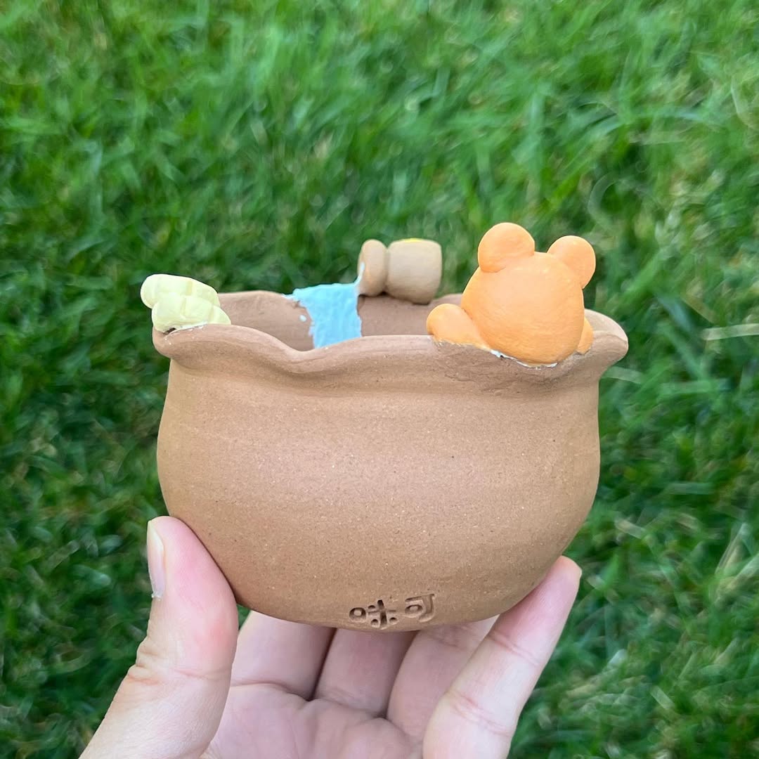 Sweetheart Bear Wavy Edges Planter