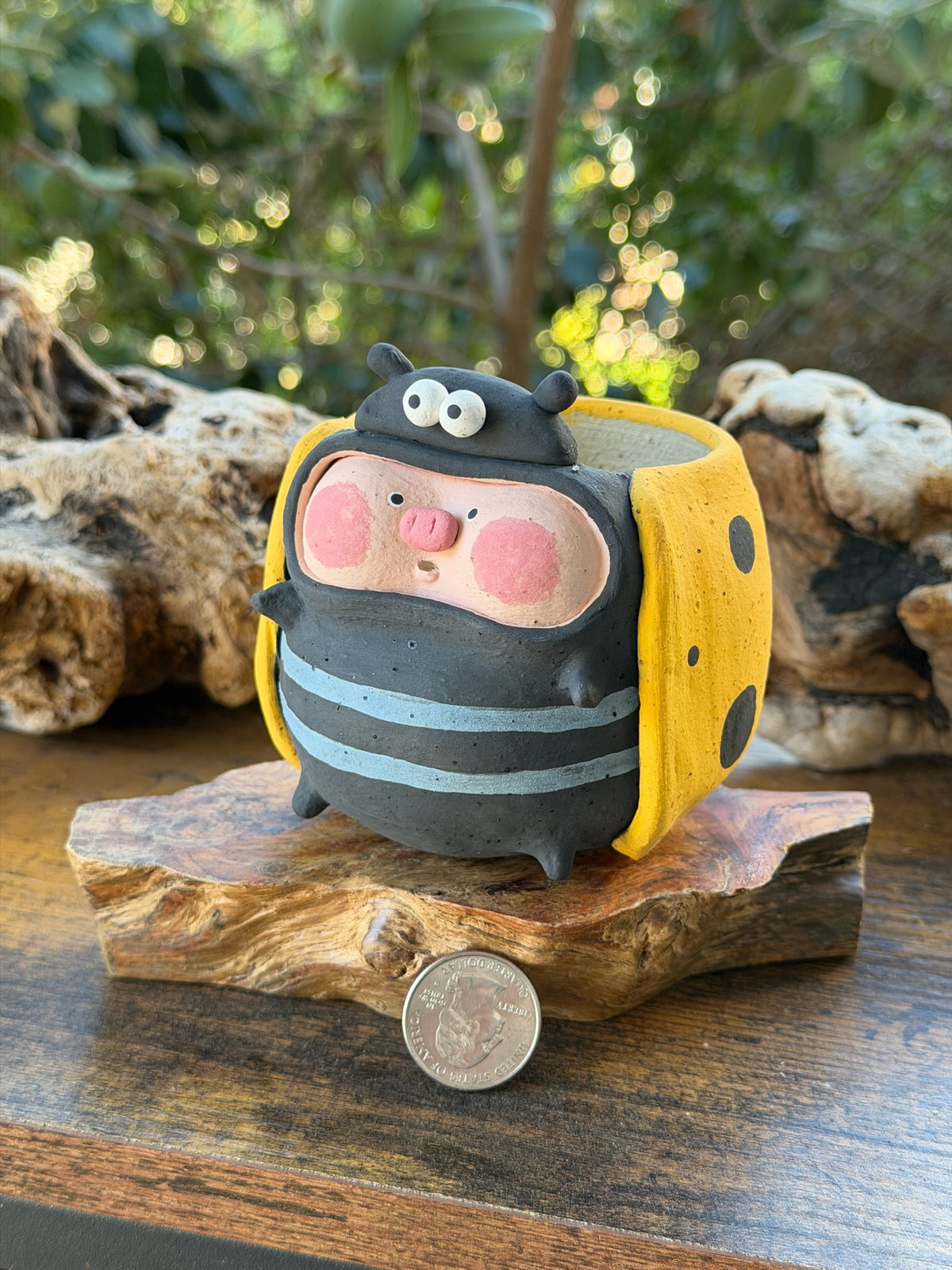 Yan Studio Lady bug piggy - Yellow