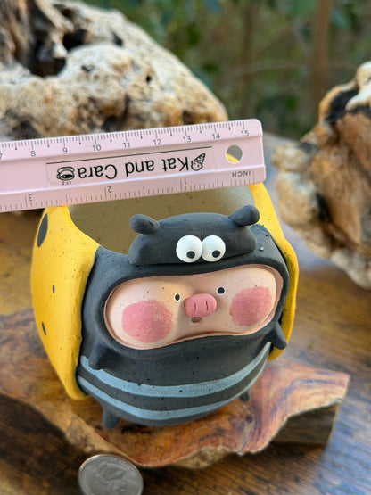 Yan Studio Lady bug piggy - Yellow