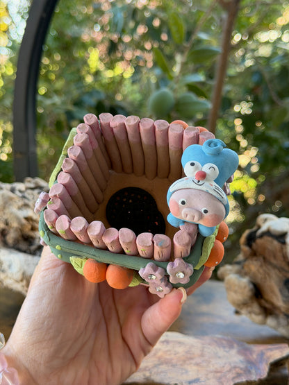 Fence series piggy pot A