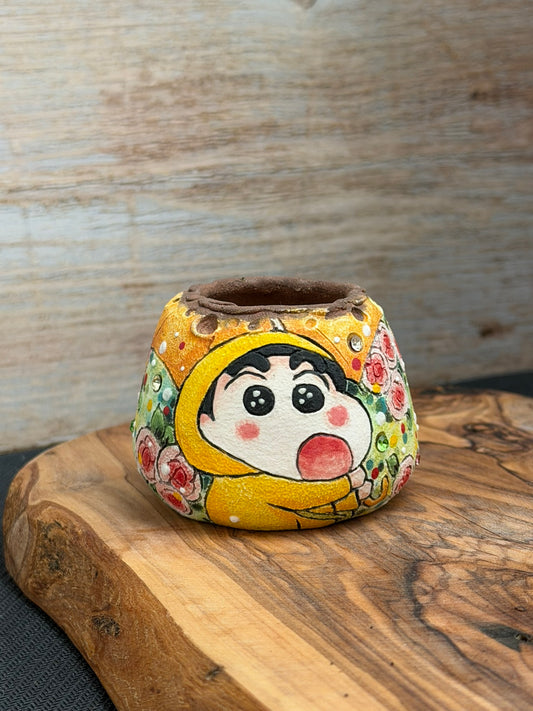 Hand Painted Rainy Day Crayon Shin-Chan Theme with Roses