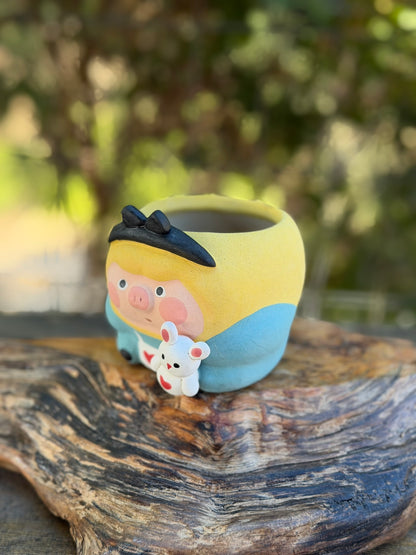 Piggy pot - Alice in wonderland