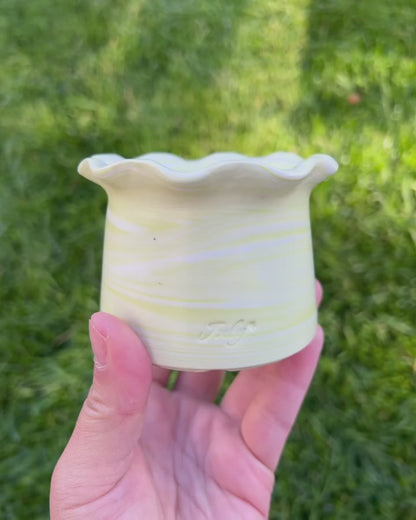 July Classic Matcha Latte Swirl Wavy Rim Flat Bottom Planter